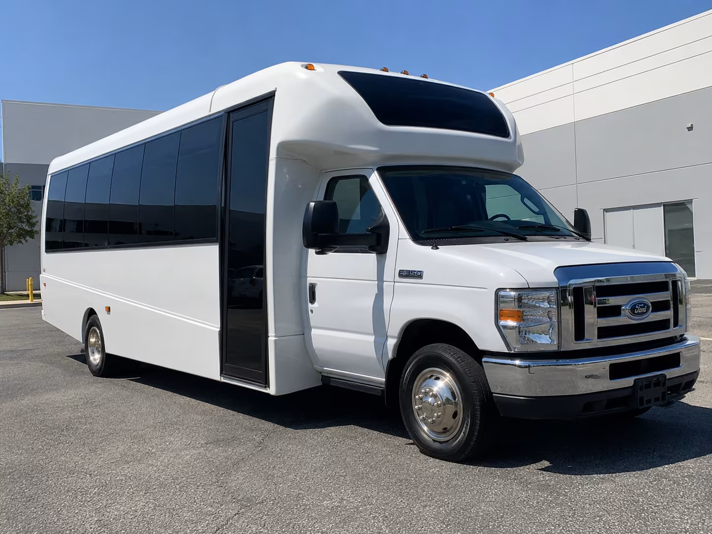 charter buses for torrance corporate events and conference shuttles