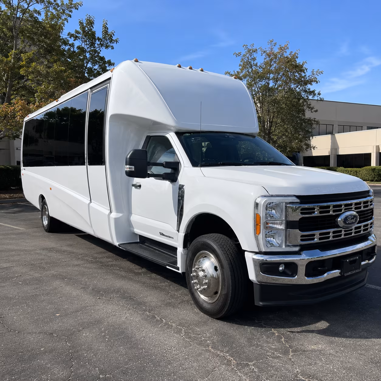 employee shuttle buses for south bay commuter routes