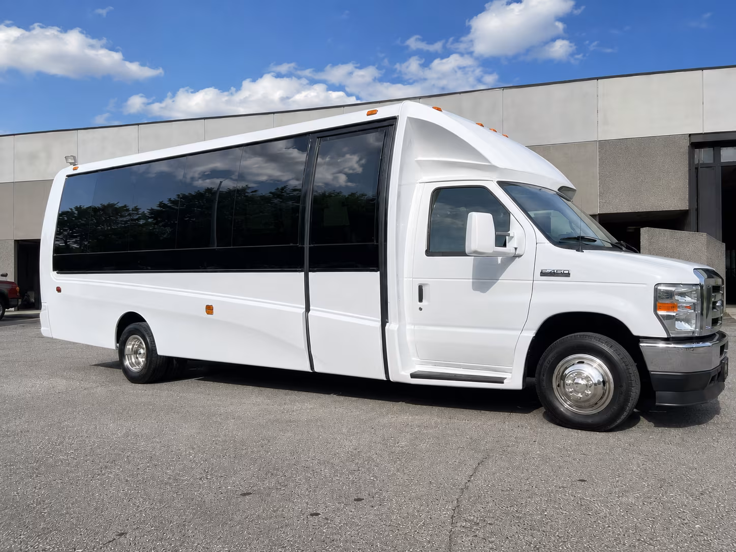 minibus wine tours to palos verdes and san pedro tasting rooms
